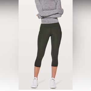Lululemon Speed Up Crop 21"